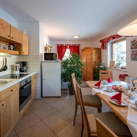 Pensjonat Naturpension Muehlhof Neukirchen am Großvenediger